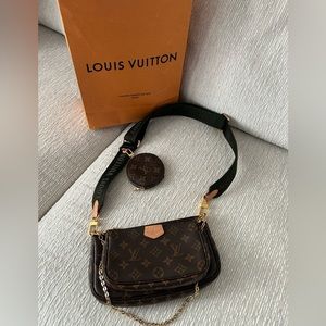 Louis Vuitton multi pochette accessoires